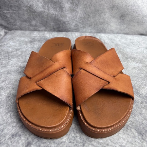SOREL Women's Roaming Criss Cross Slide Sandal in Camel Brown Leather Size 7.5 - Picture 3 of 10